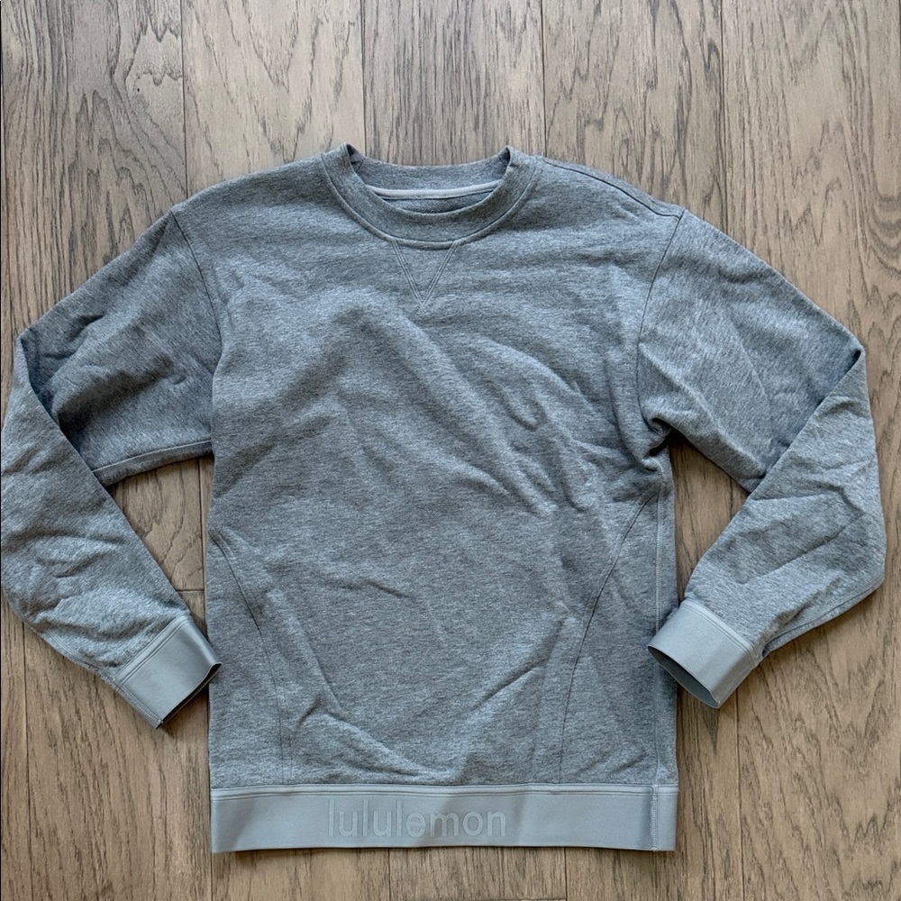 lululemon sweatshirt